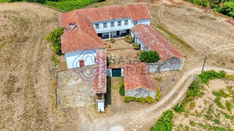 Quinta T3 para Venda em Lobão, Gião, Louredo e Guisande