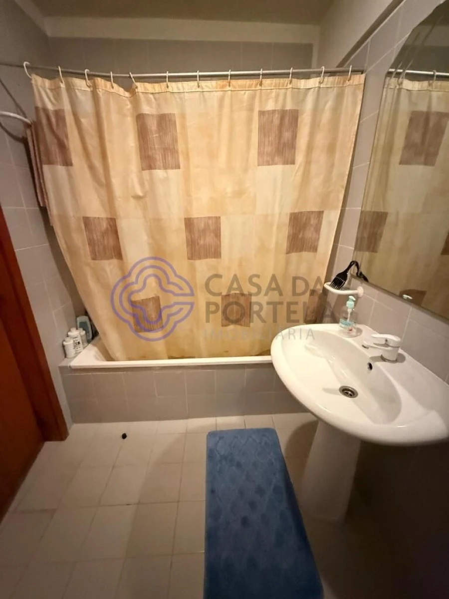 Apartamento T3 para Venda em São Mamede de Infesta e Senhora da Hora Foto 32
