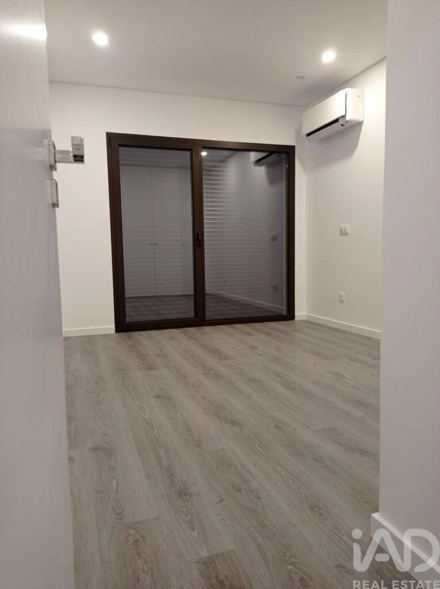 Apartamento T5 para Venda em Montijo e Afonsoeiro Foto 19