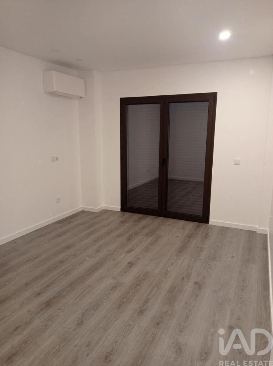 Apartamento T5 para Venda em Montijo e Afonsoeiro Foto 18