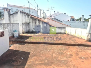 Moradia T2 para Venda em Safara e Santo Aleixo da Restauração