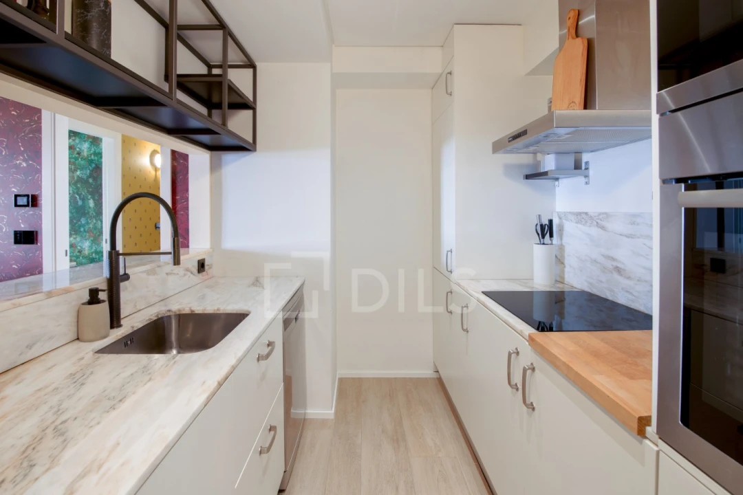 Apartamento T2 para Venda em Cedofeita, Santo Ildefonso, Sé, Miragaia, São Nicolau e Vitória Foto 3