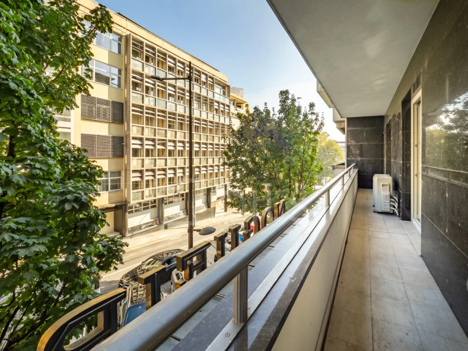 Apartamento T2 para Venda em Cedofeita, Santo Ildefonso, Sé, Miragaia, São Nicolau e Vitória Foto 1