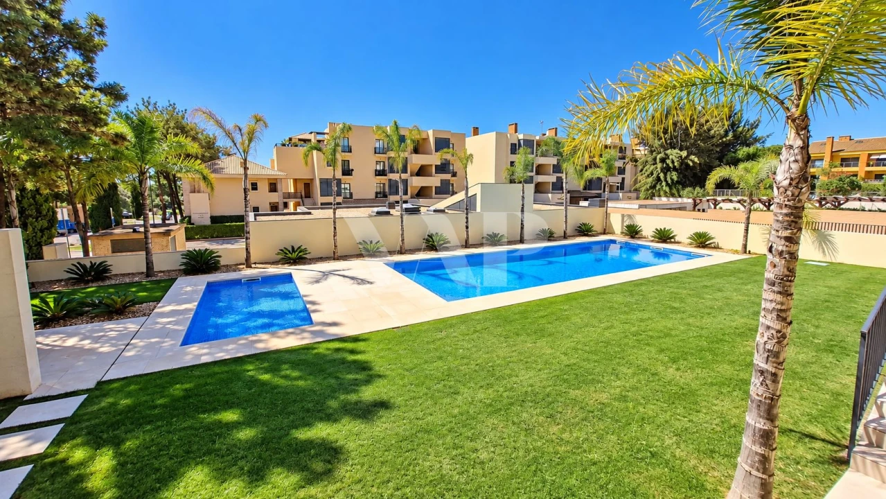 Apartamento T2 para Venda em Quarteira Foto 27