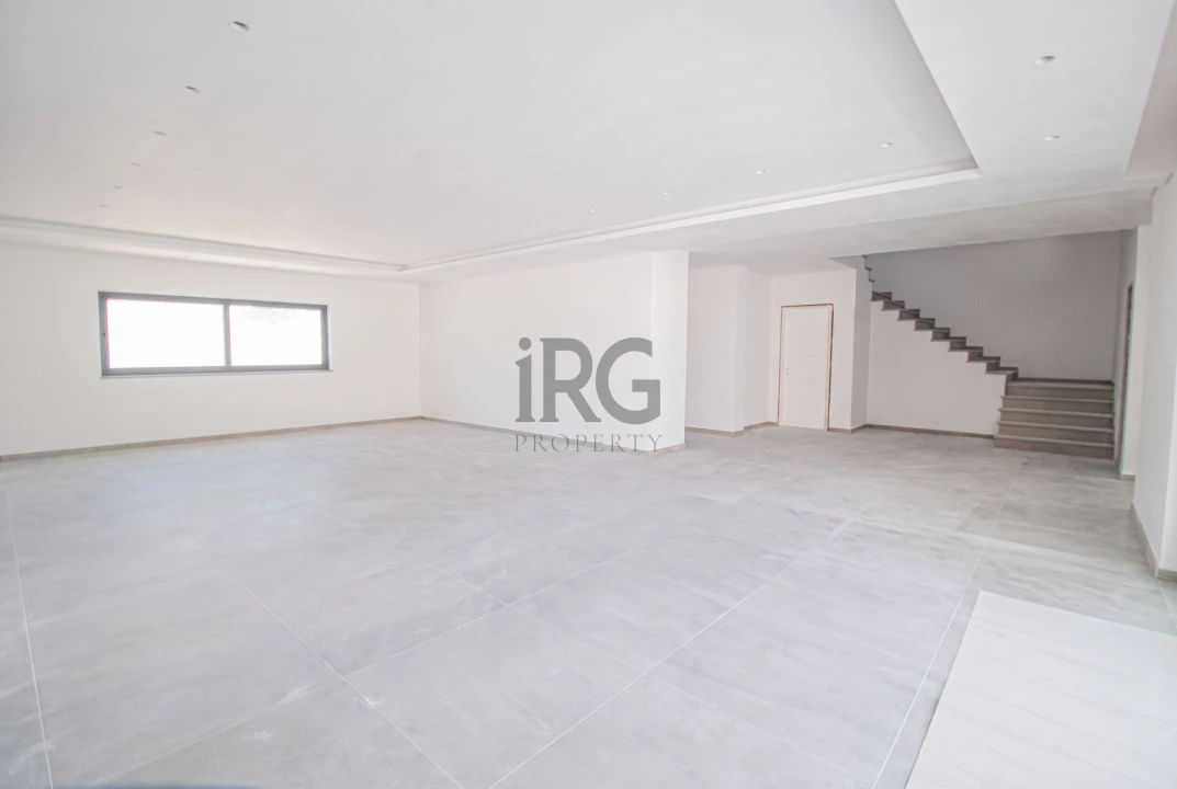 Apartamento T5 para Venda em Almancil Foto 9