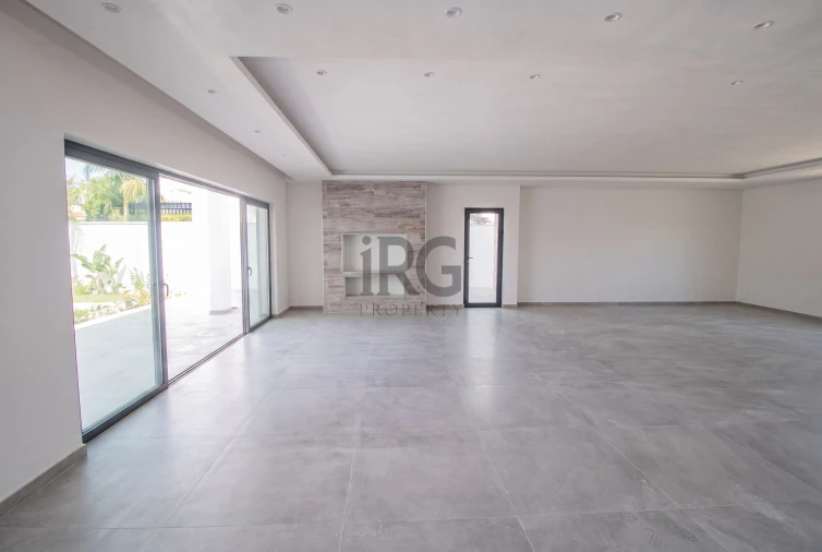 Apartamento T5 para Venda em Almancil Foto 8