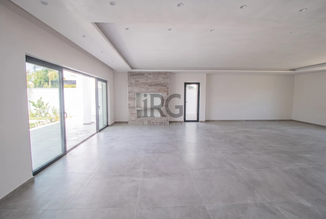 Apartamento T5 para Venda em Almancil Foto 8