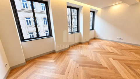 Apartamento T2 para Venda em Cedofeita, Santo Ildefonso, Sé, Miragaia, São Nicolau e Vitória