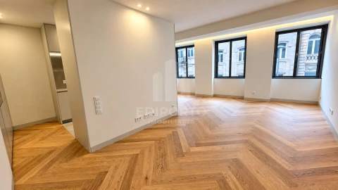 Apartamento T2 para Venda em Cedofeita, Santo Ildefonso, Sé, Miragaia, São Nicolau e Vitória