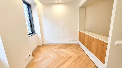 Apartamento para Venda em Cedofeita, Santo Ildefonso, Sé, Miragaia, São Nicolau e Vitória