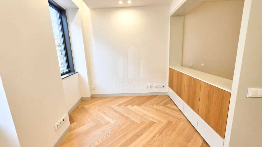 Apartamento para Venda em Cedofeita, Santo Ildefonso, Sé, Miragaia, São Nicolau e Vitória Foto 7
