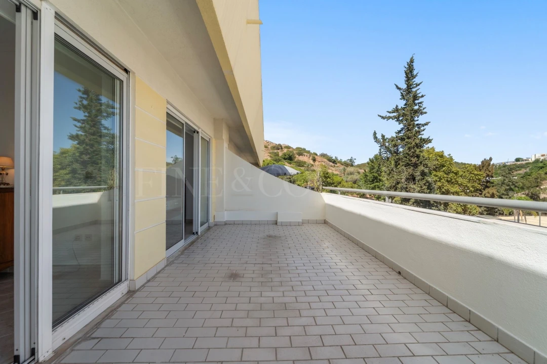 Apartamento T2 para Arrendamento em Albufeira e Olhos de Água Foto 22