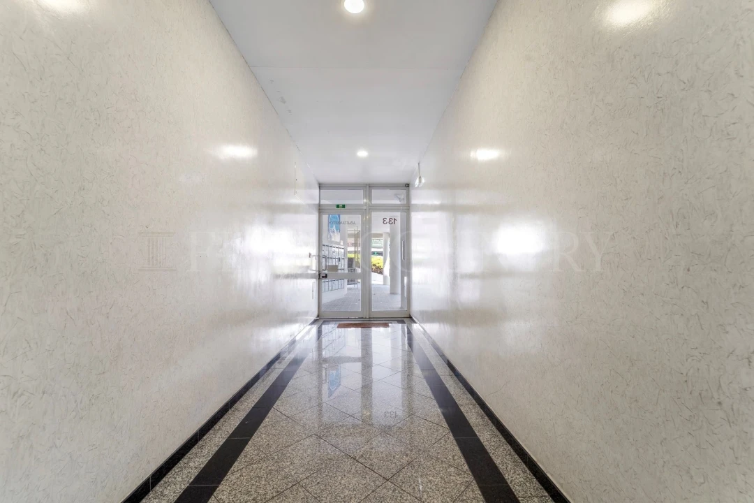 Apartamento T2 para Arrendamento em Albufeira e Olhos de Água Foto 24
