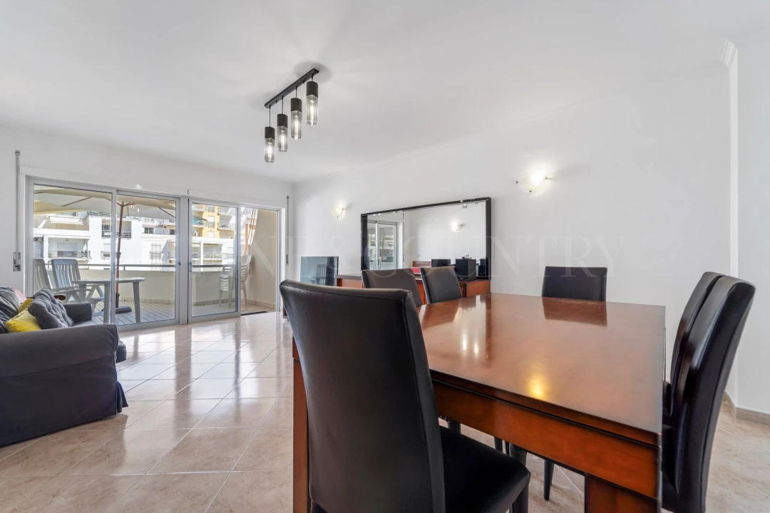 Apartamento T2 para Arrendamento em Albufeira e Olhos de Água Foto 4
