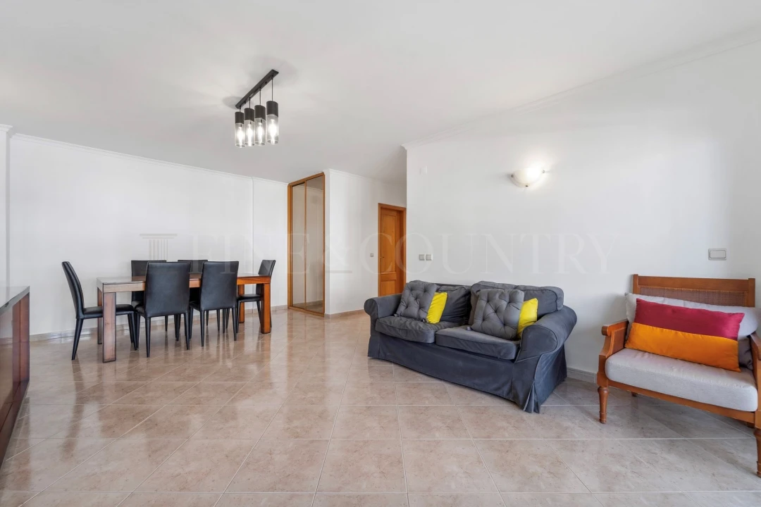 Apartamento T2 para Arrendamento em Albufeira e Olhos de Água Foto 9