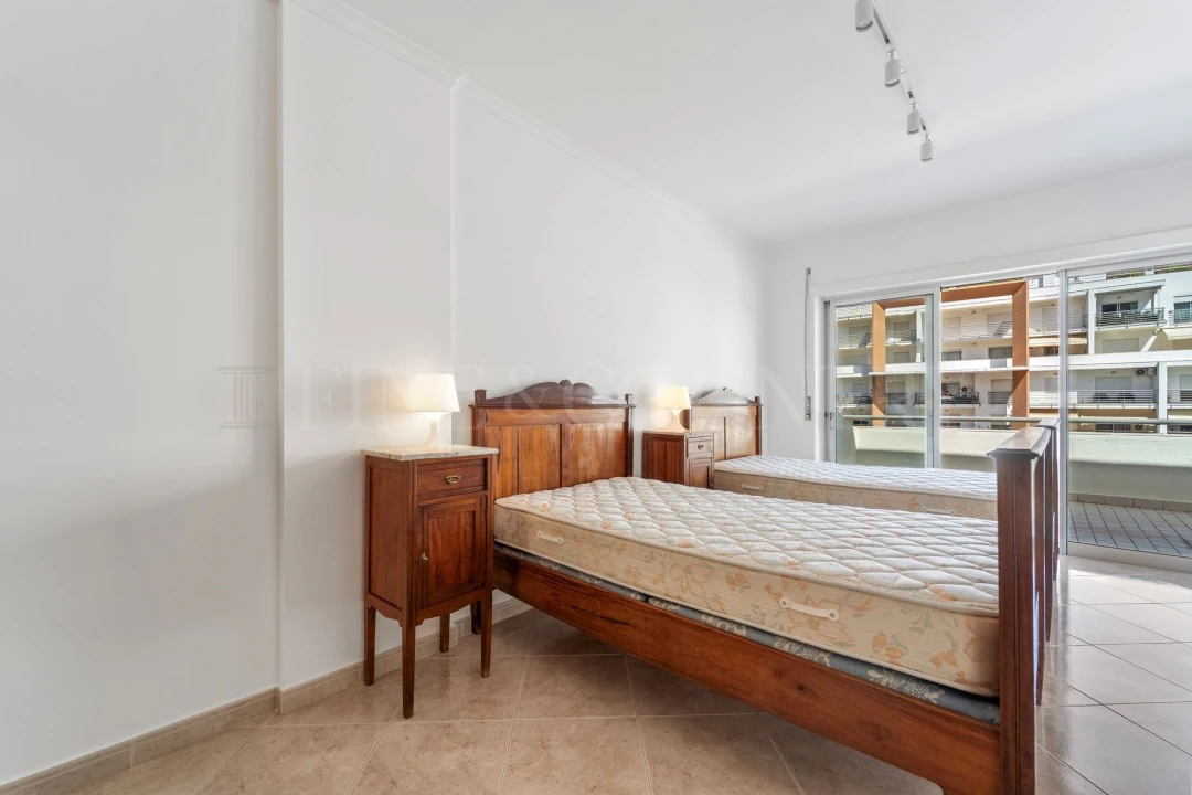 Apartamento T2 para Arrendamento em Albufeira e Olhos de Água Foto 17
