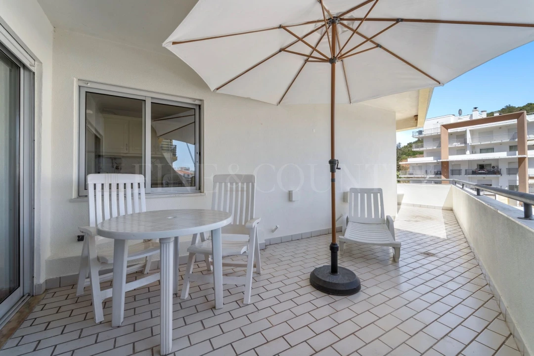 Apartamento T2 para Arrendamento em Albufeira e Olhos de Água Foto 8