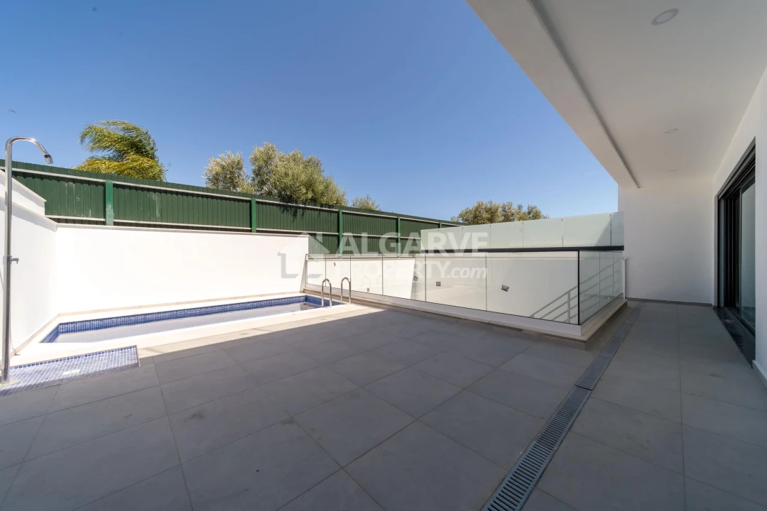 Moradia T3 para Venda em Montenegro Foto 7