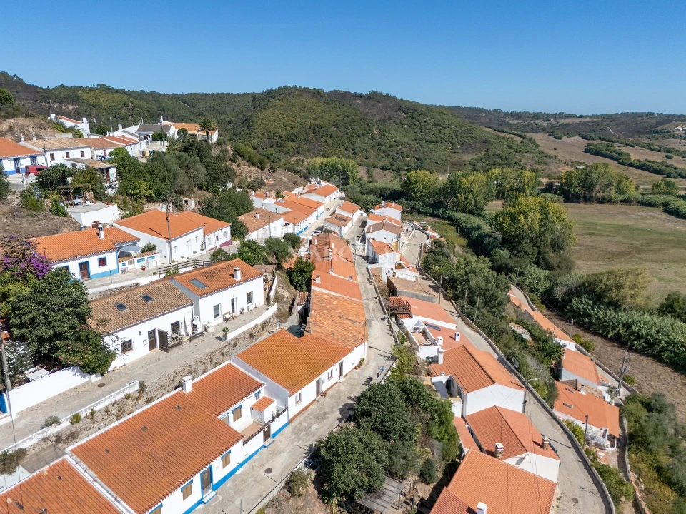 Moradia T3 para Venda em Aljezur Foto 1
