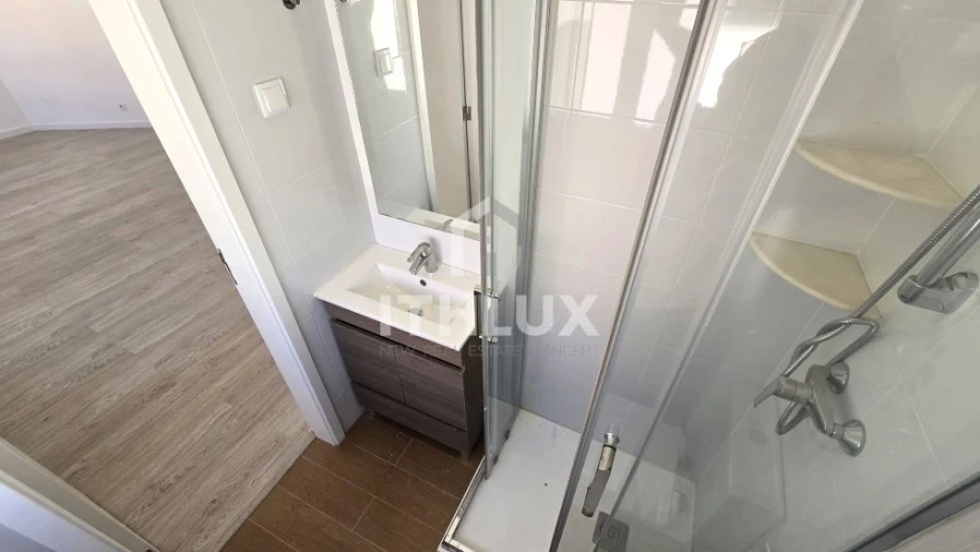 Apartamento T2 para Venda em São Vicente Foto 13