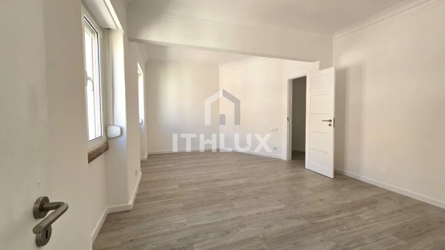 Apartamento T2 para Venda em São Vicente Foto 10