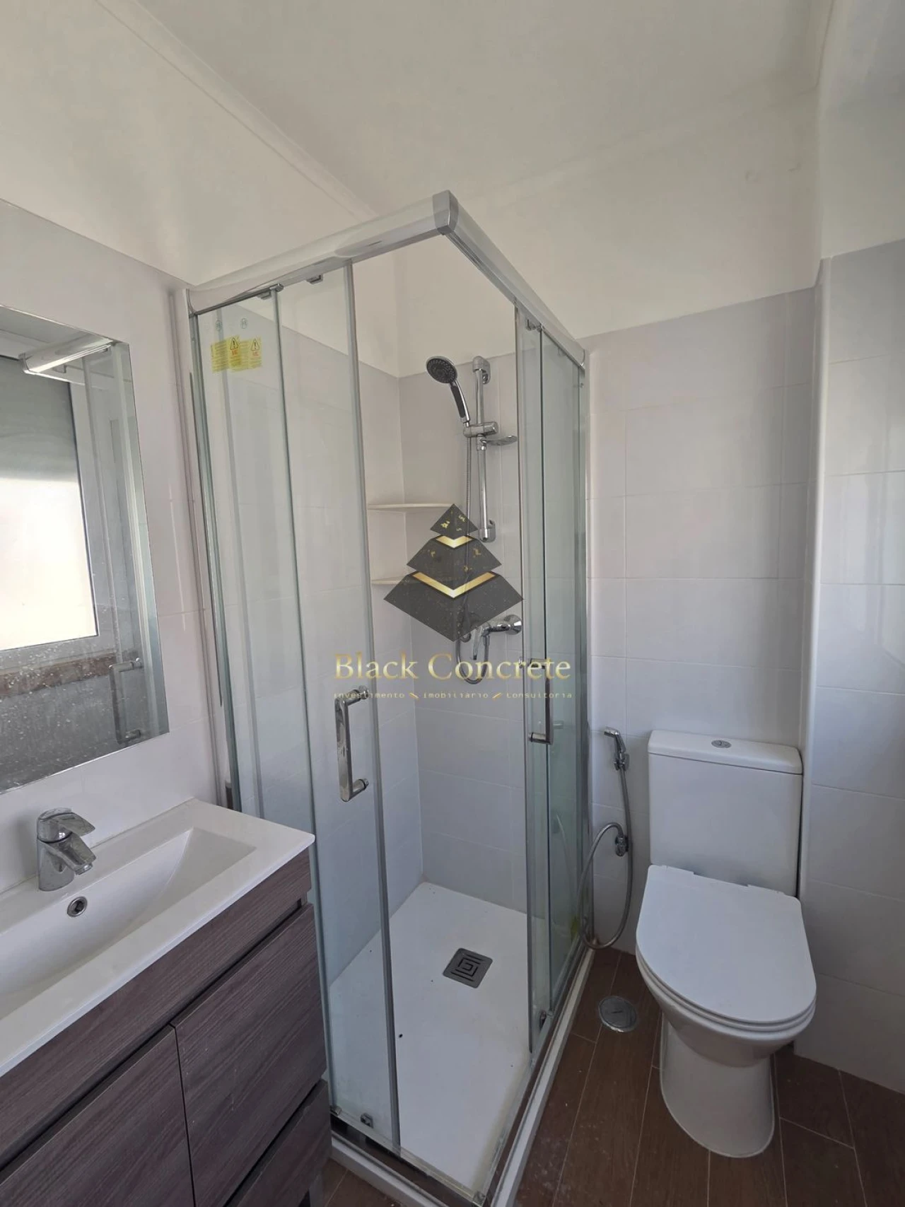 Apartamento T2 para Venda em São Vicente Foto 6