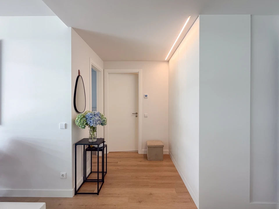 Apartamento T1 para Arrendamento em Algés, Linda-A-Velha e Cruz Quebrada-Dafundo Foto 8