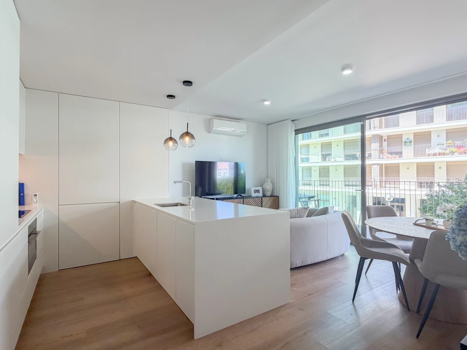 Apartamento T1 para Arrendamento em Algés, Linda-A-Velha e Cruz Quebrada-Dafundo Foto 4