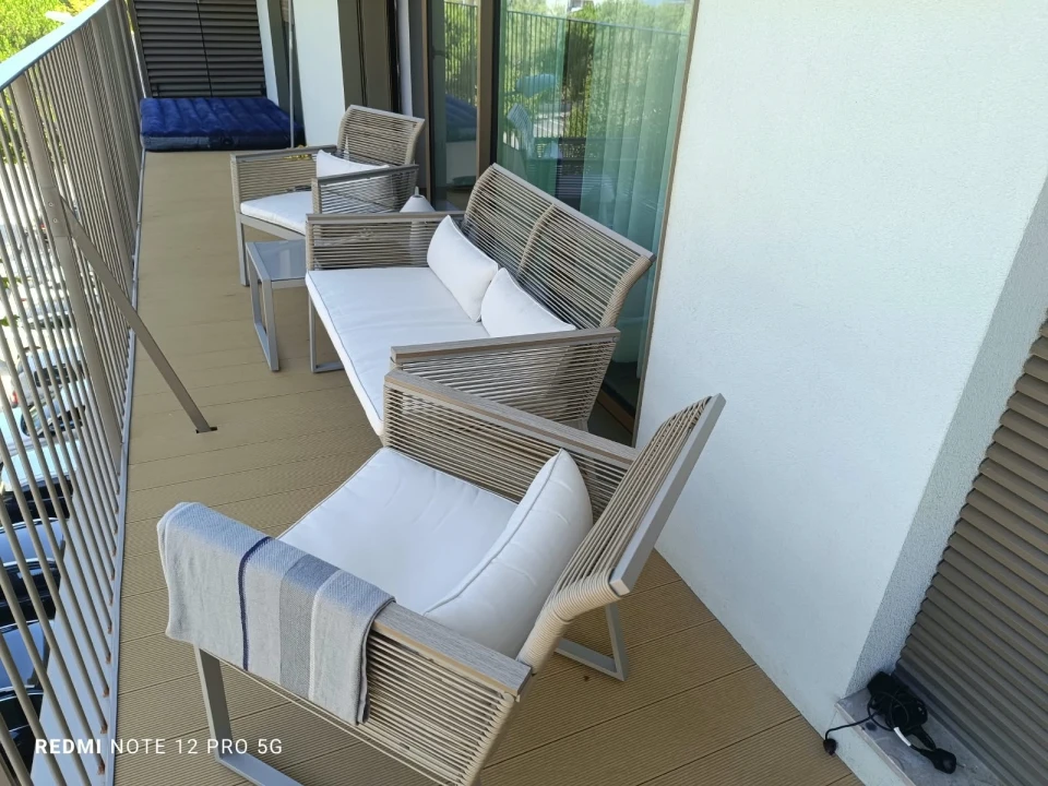 Apartamento T1 para Arrendamento em Algés, Linda-A-Velha e Cruz Quebrada-Dafundo Foto 6