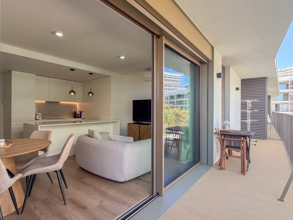 Apartamento T1 para Arrendamento em Algés, Linda-A-Velha e Cruz Quebrada-Dafundo Foto 1