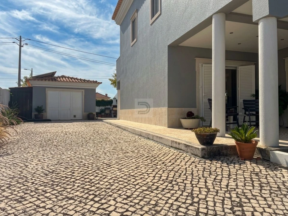 Moradia T4 para Venda em Azeitão (São Lourenço e São Simão) Foto 26