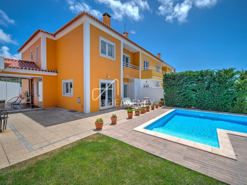 Apartamento T5 para Arrendamento em Alcabideche Foto 2