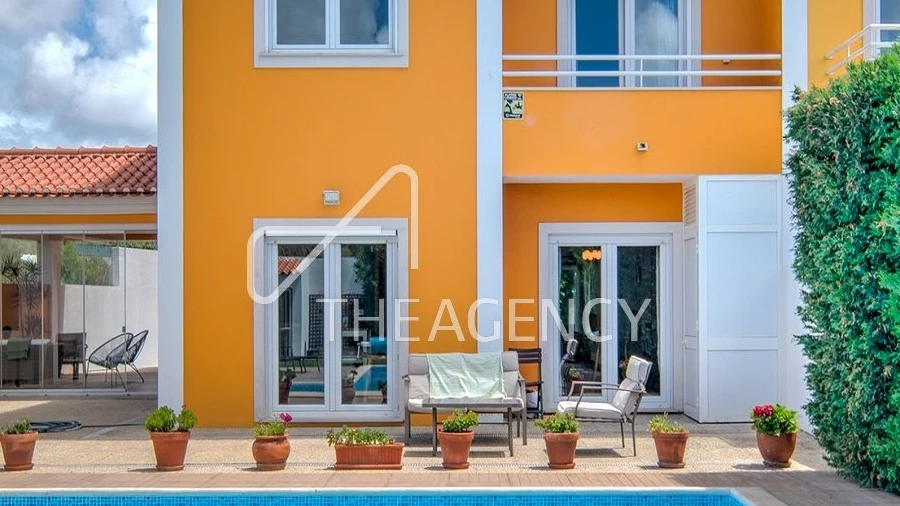 Apartamento T5 para Arrendamento em Alcabideche