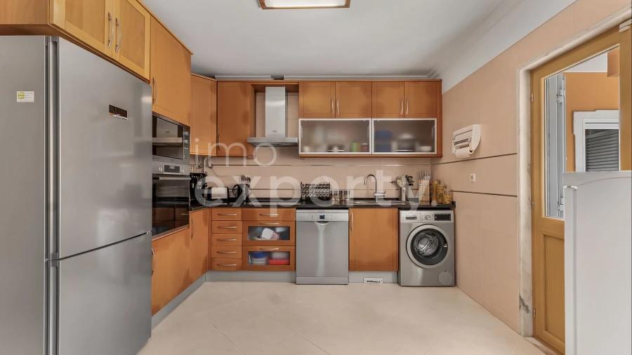 Moradia T4 para Venda em São Pedro da Cadeira Foto 5