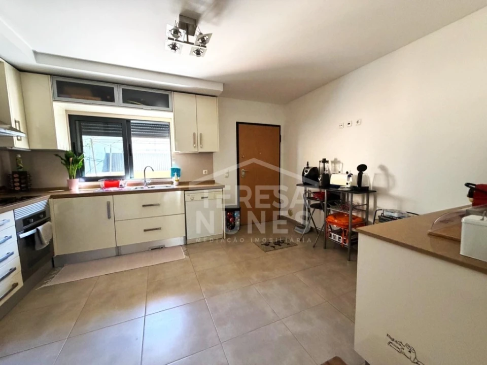 Moradia T3 para Venda em Quinta do Conde Foto 3
