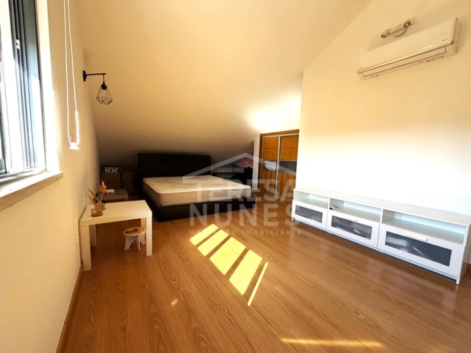 Moradia T3 para Venda em Quinta do Conde Foto 23
