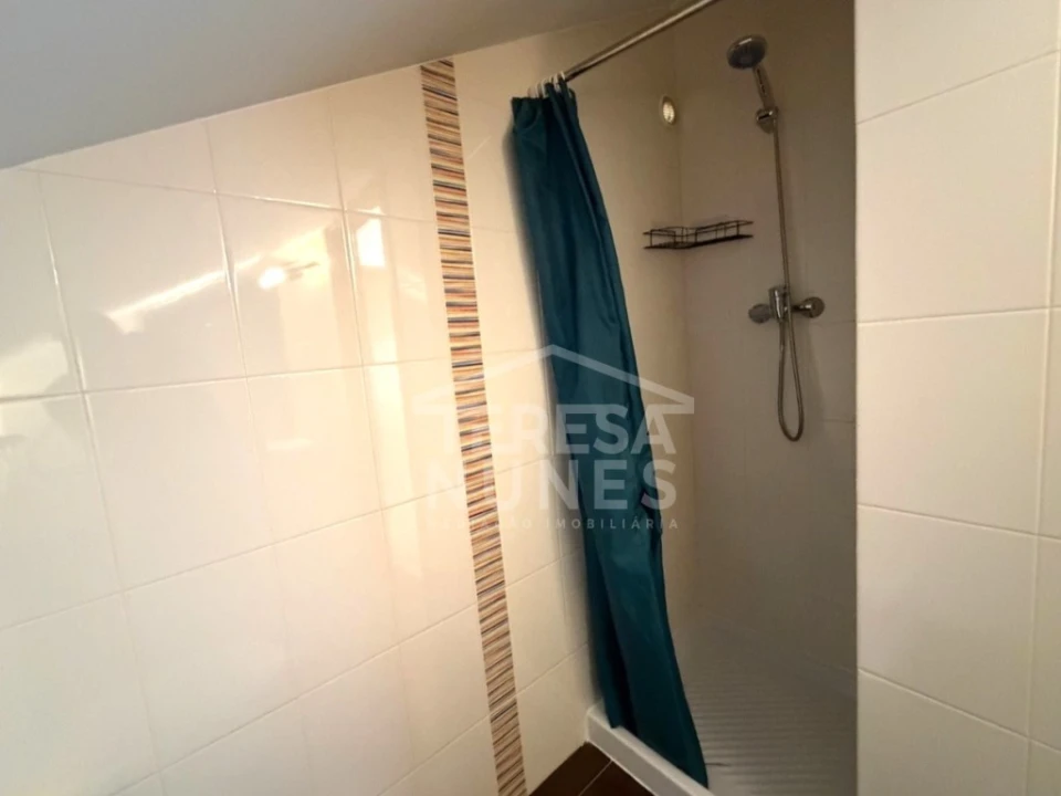 Moradia T3 para Venda em Quinta do Conde Foto 26