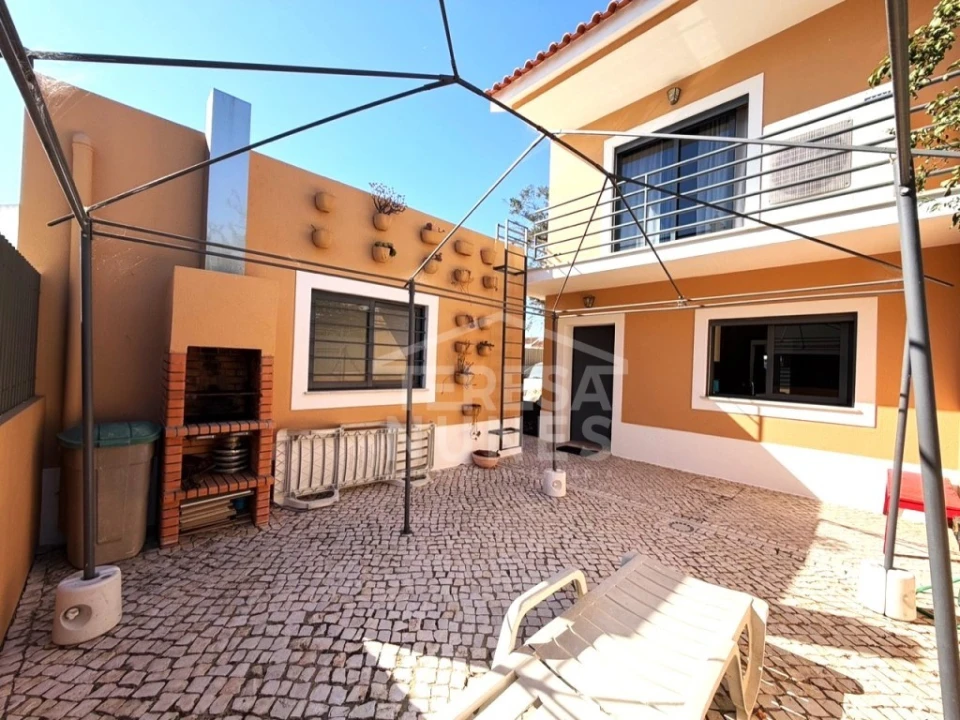 Moradia T3 para Venda em Quinta do Conde Foto 29
