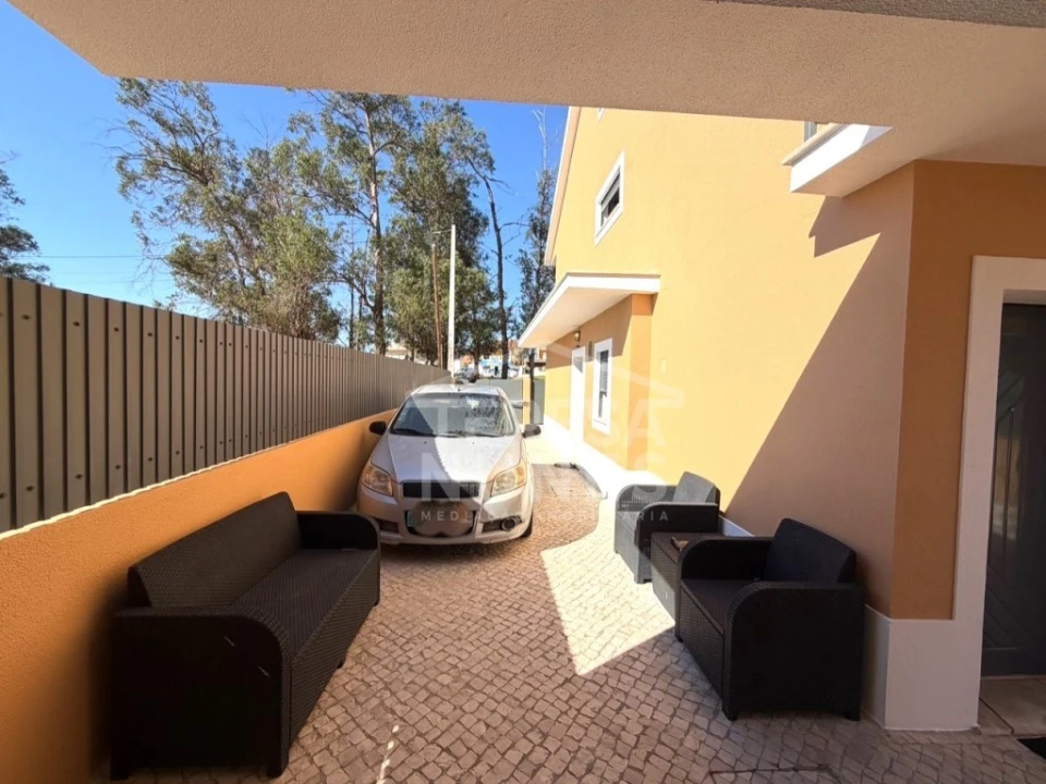 Moradia T3 para Venda em Quinta do Conde Foto 31