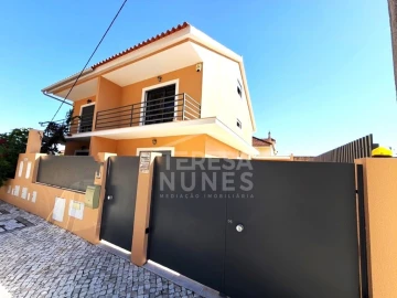 Moradia T3 para Venda em Quinta do Conde