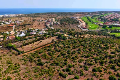 Terreno para Venda em Lagos (São Sebastião e Santa Maria)
