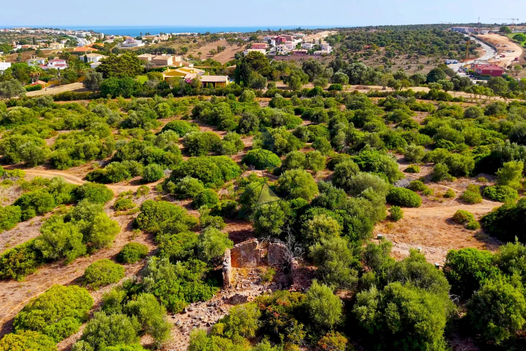Terreno para Venda em Lagos (São Sebastião e Santa Maria) Foto 8
