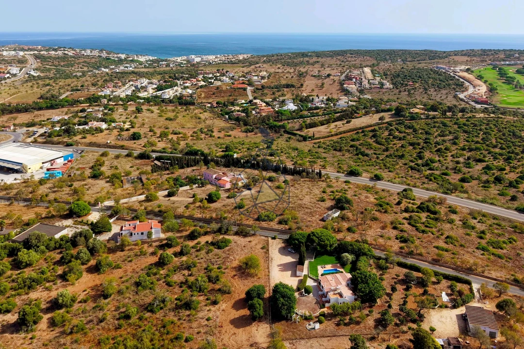 Terreno para Venda em Lagos (São Sebastião e Santa Maria) Foto 4
