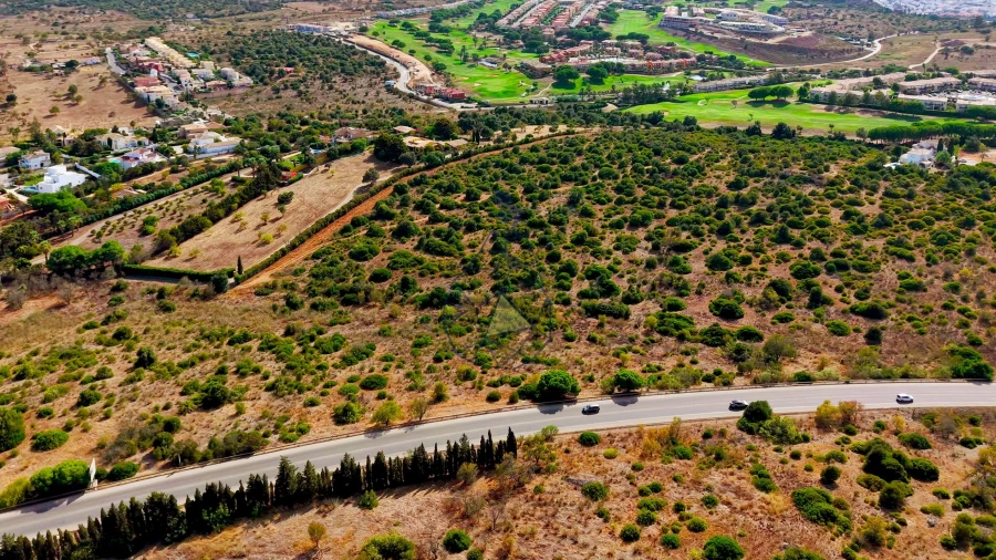 Terreno para Venda em Lagos (São Sebastião e Santa Maria)