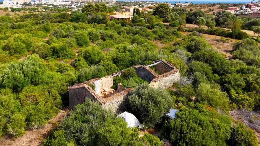 Terreno para Venda em Lagos (São Sebastião e Santa Maria)