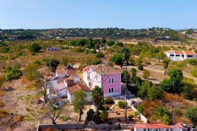 Moradia T4 para Venda em Lagos (São Sebastião e Santa Maria)