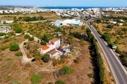 Moradia T4 para Venda em Lagos (São Sebastião e Santa Maria)
