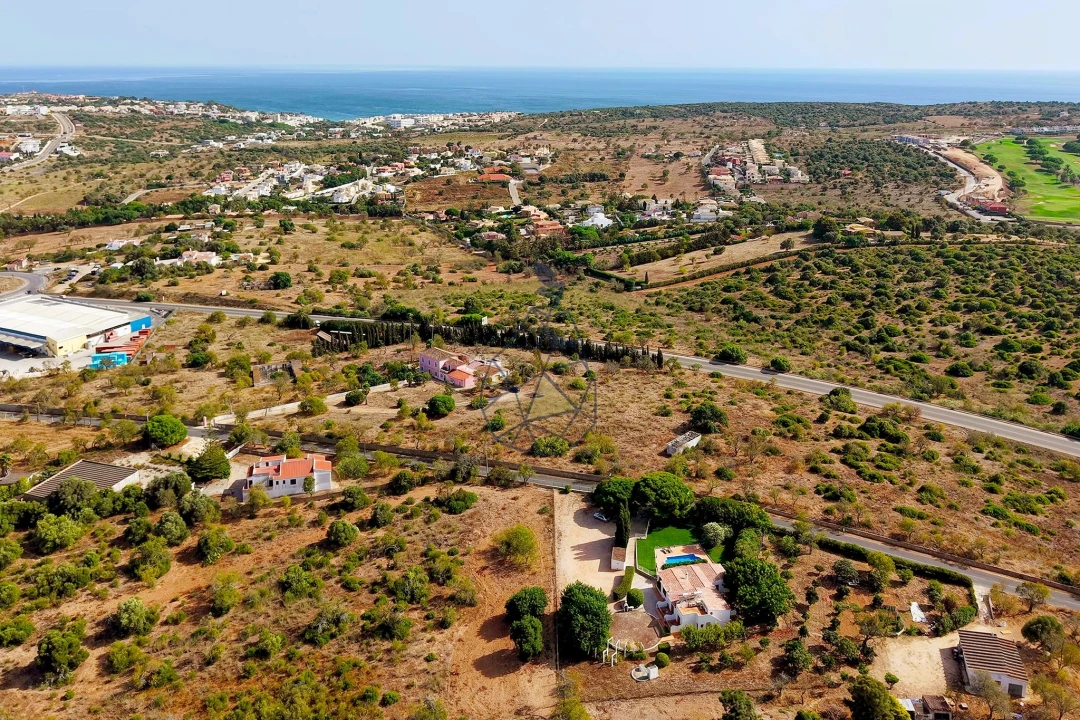 Moradia T4 para Venda em Lagos (São Sebastião e Santa Maria) Foto 70