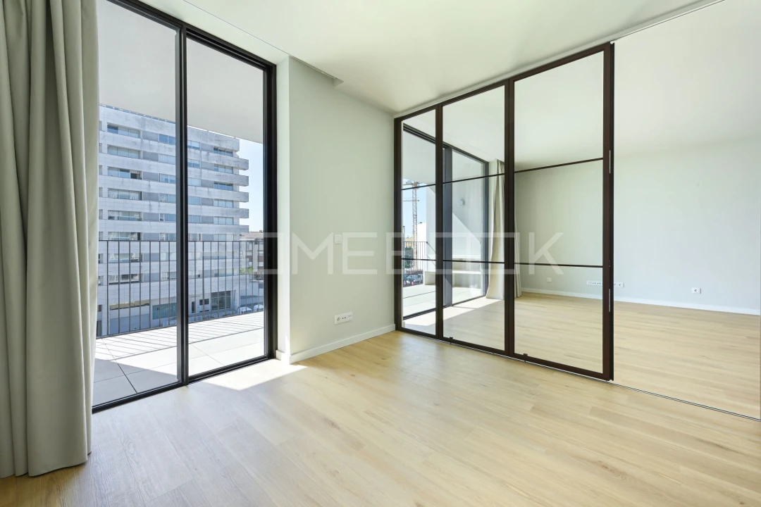Apartamento T1 para Arrendamento em Santa Marinha Foto 20