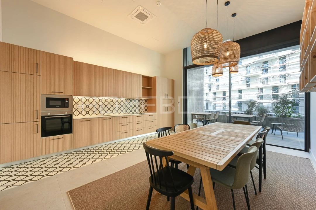 Apartamento T1 para Arrendamento em Santa Marinha Foto 40